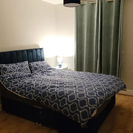 Daire 2 Bedroom 4-6 People-coastal Comfort Balbriggan