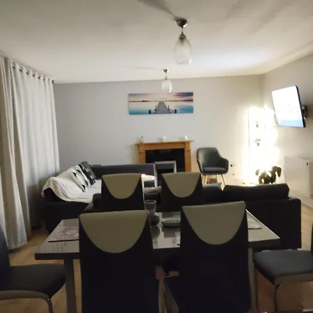2 Bedroom 4-6 People-coastal Comfort Apartmán